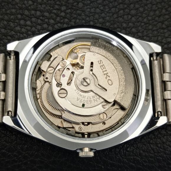 Vintage 1980 Seiko Automatic Mens Silver Watch W/daydate & Arabic accents - Picture 9 of 10